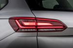 Volkswagen Touareg SE 2019 года (UK)